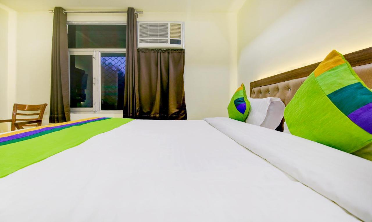 Itsy Hotels Oasis Inn Джаландхар Экстерьер фото